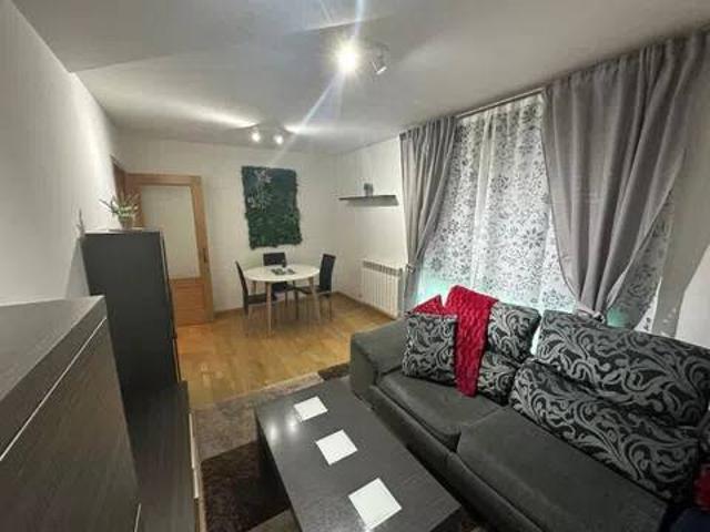 Piso en Venta en Fuensaldaña