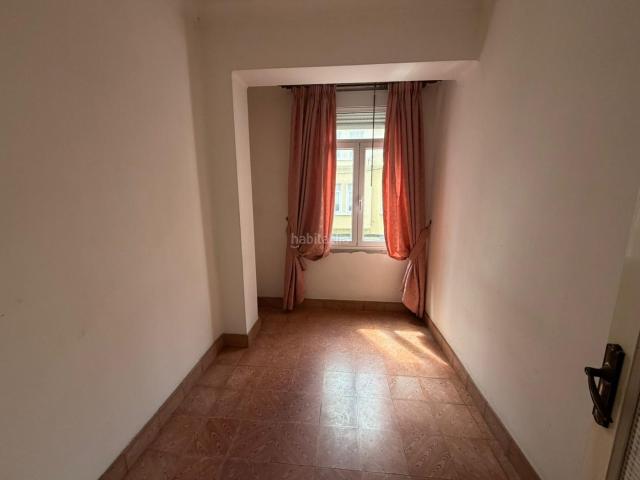 Piso en venta en Ferrol, Zona Ultramar. Piso en Zona de Ultramar Oportunidad de Inversión. Pisos.