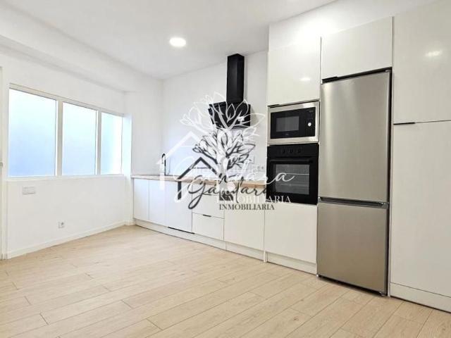 Piso en venta en Ferrol, Canido. BAJO REFORMADO A ESTRENAR CON PATIO PRIVADO EN CANIDO FERROL. Pisos.