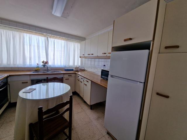 Piso en venta en Ferrol, Caranza. PISO CON ASCENSOR, TRASTERO Y GARAJE. Pisos.