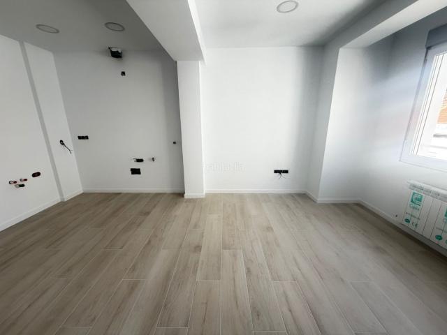 Piso en venta en Ferrol, Centro. Piso en venta en Calle Pascual Veiga, Esteiro, Ferrol. Pisos.