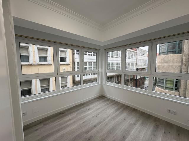 Piso en venta en Ferrol, Centro. Pisos.