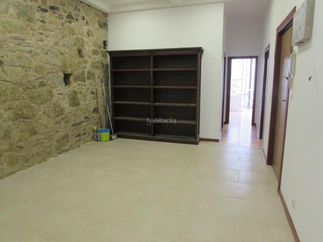 Piso en venta en Ferrol, Centro. Pisos.
