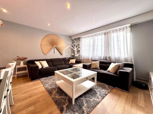 Piso en venta en Ferrol, Fajardo. VENTA DE PISO REFORMADO DE 4 DORMITORIOS CON ASCENSOR EN FAJARDO FERROL. Pisos.