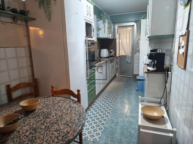 Piso en venta en Ferrol, Porta Nova. Piso con garaje, ascensor y trastero en Ultramar, Ferrol. Pisos.