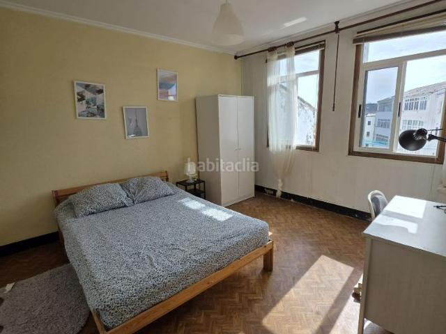 Piso en venta en Ferrol, Plaza de España. IDEAL PARA INVERSIÓN. Pisos.