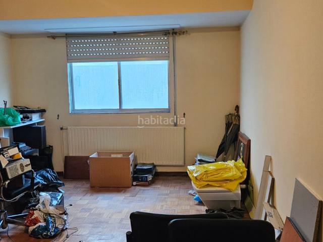 Piso en venta en Ferrol, Plaza de España. piso con terraza. Pisos.