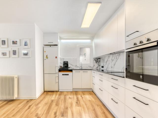 Piso en venta en Figueres, Centre. Vive el centro de Figueres con la amplitud, el confort y la comodidad que siempre has buscado. Pisos.