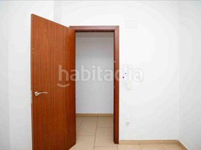 Piso en venta en Figueres, Centre. Piso en venta en calle Sant Llàtzer 42, Figueres. Pisos.