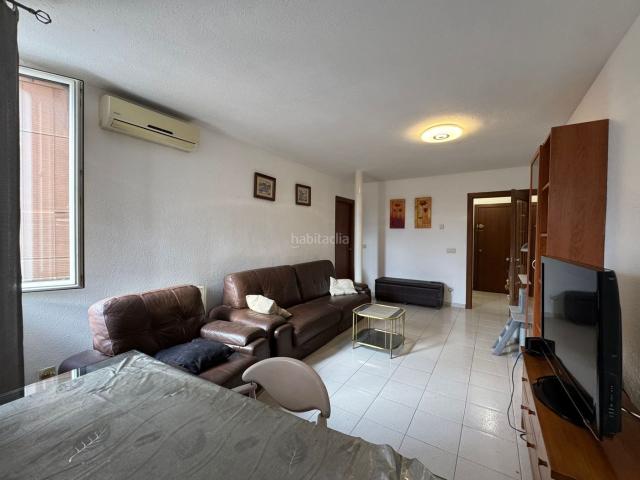 Piso en venta en Figueres, Centre. Pisos.