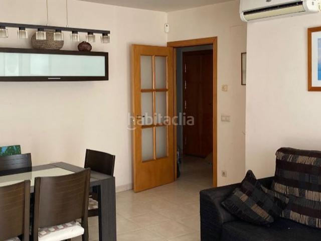 Piso en venta en Figueres, Creu de la Mà. Luminoso piso esquinero con parking cerrado en Figueres. Pisos.