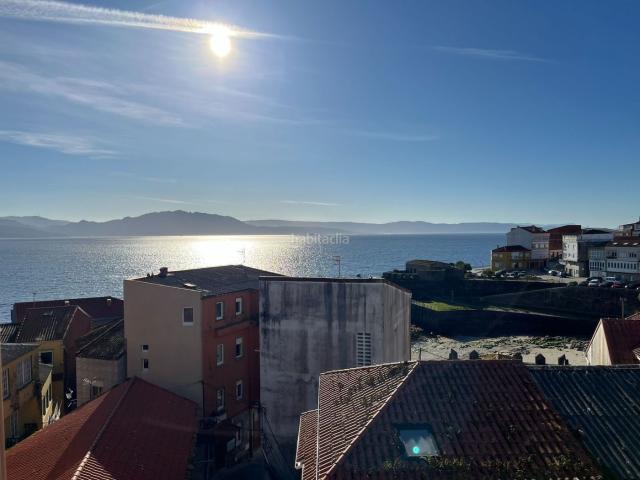 Piso en venta en Fisterra. Piso reformado en el centro de Fisterra con vistas al mar. Pisos.
