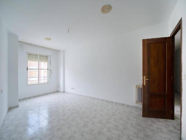 Piso en Venta en Flores de Sil La Placa
