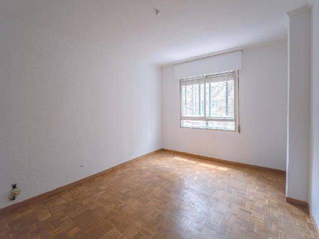 Piso en Venta en Flores de Sil La Placa