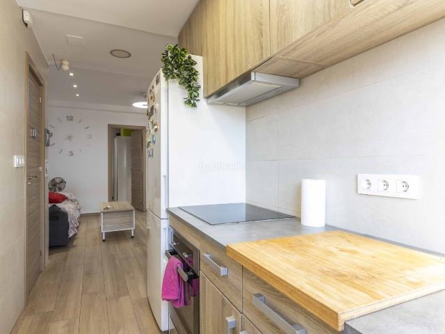 Piso en venta en Foios. Piso reformado de 3 habitaciones con balcón en Foios. Pisos.