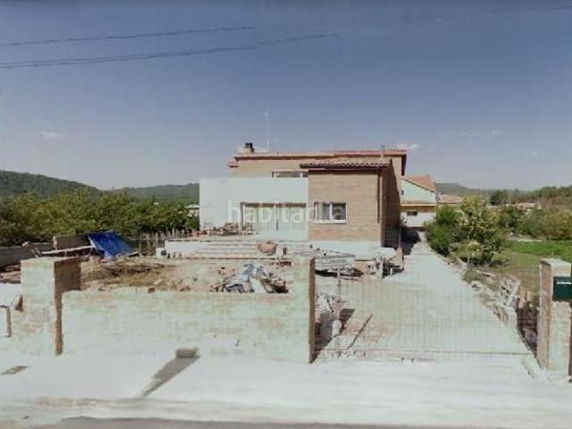 Piso en venta en Fonollosa. Piso en venta en calle Gaspar de Portola. Pisos.