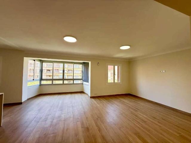 Piso en Venta en Foners