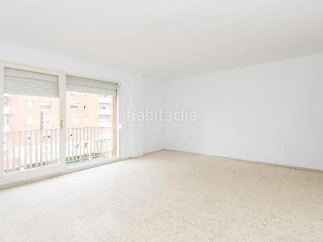 Piso en venta en Franqueses del Vallès Les. Piso en venta en plaza Can Monic. Pisos Franqueses del Vallès.