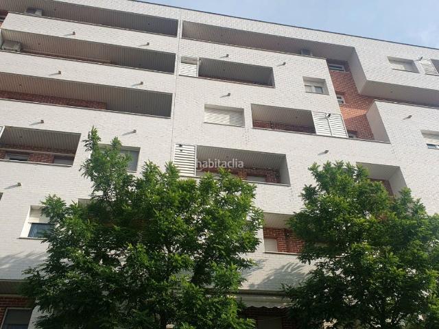 Piso en venta en Fraga. Apartamento nuevo en avenida los hondos. Pisos.