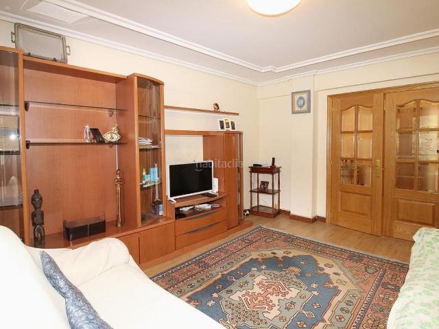Piso en venta en Oñati. KALE ZAHARRA. Etxebizitza ederra erdigunean. Pisos.
