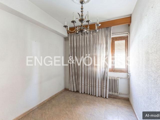 Piso en venta en Guadalajara, Plan Sur Amistad. Piso de 5 habitaciones en el corazón de Guadalajara. Pisos.