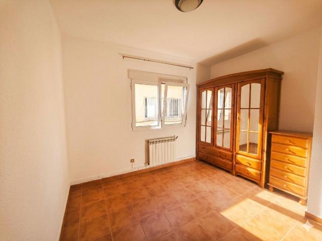 Piso en venta en Guadarrama. *Dúplex soleado en Guadarrama: el hogar que siempre soñaste*. Pisos.