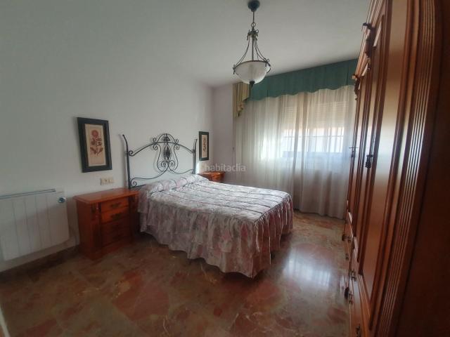 Piso en venta en Guadix. piso en buena zona de Guadix, soleado, luminoso. Pisos.