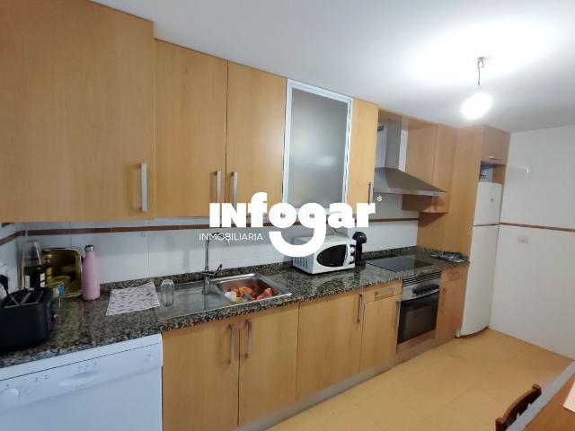 Piso en venta en Guarda A. PISO CON VISTAS COMO NUEVO EN UNA ZONA PRIVILEGIADA EN A GUARDA. Pisos Guarda.