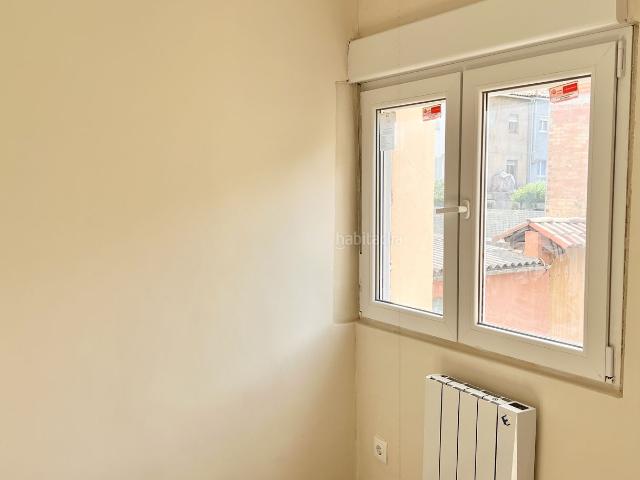 Piso en venta en Guardiola de Berguedà. Piso con balcón en Guardiola de Berguedà a la venta. Pisos Guardiola de.