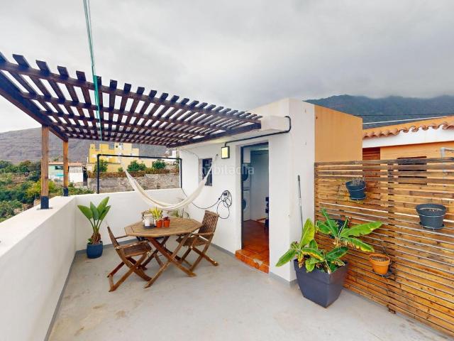 Piso en venta en Güímar, Centro. Piso con terraza y terreno en Guimar. Pisos.