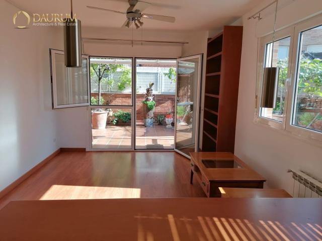 Piso en venta en Galapagar, Casco Antiguo. FABULOSO BAJO EN GALAPAGAR. Pisos.