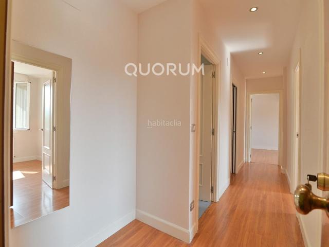 Piso en venta en Galdakao. Piso Reformado De 2 Habitaciones En Tximelarre Goikoa. Pisos.