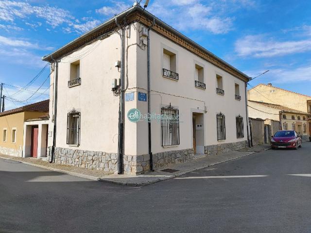 Piso en venta en Garcillán. Piso en venta en Garcillan, 4 dormitorios. Pisos.