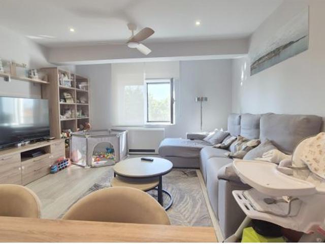 PISO EN VENTA EN GARRIDO NORTE, SALAMANCA. Urbis te ofrece una vivienda reformada, luminosa y lista