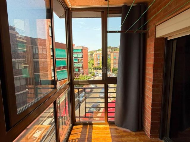 Piso en venta en Gavà, Can Tintorer Can Tries. Luminoso piso de 76 m² con balcón y orientación sur. Pisos.