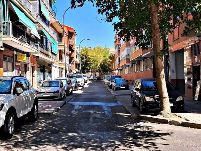 Piso en venta en Getafe, Centro. Iberpisos ofrece en exclusiva: excelente Piso en Getafe Centro Oportunidad cercano a la estación de tren y metro de Getafe.. Pisos.