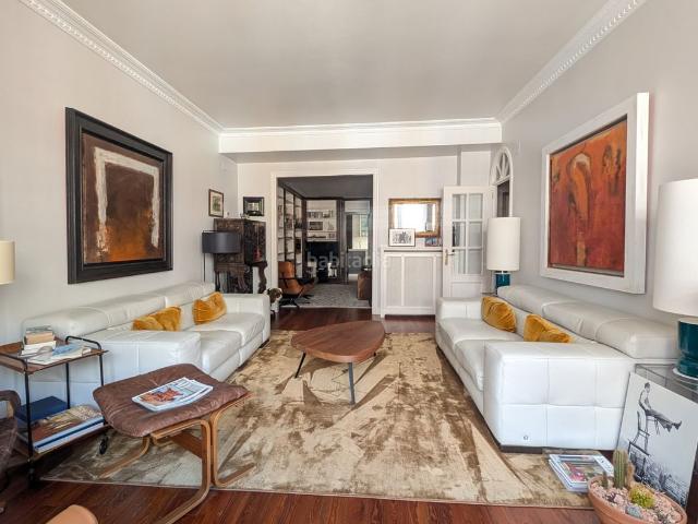 Piso en venta en Getxo, Las Arenas. Piso para entrar a vivir en el centro. Pisos.