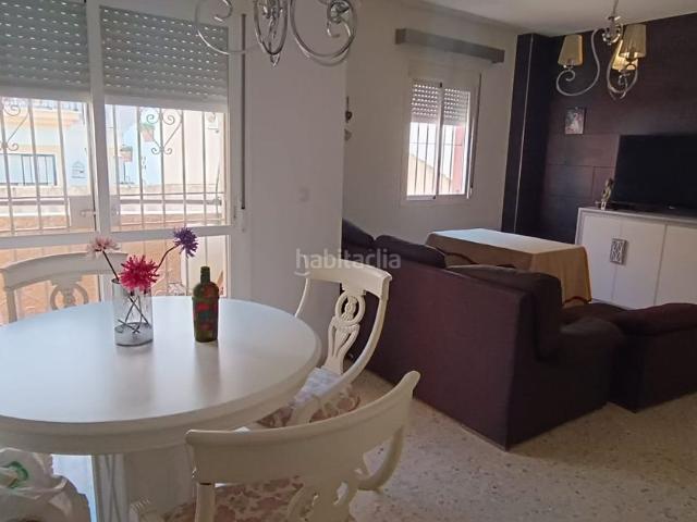 Piso en venta en Gibraleón. MAGNIFICO PISO PARA ENTRAR A VIVIR EN GIBRALEON. Pisos.