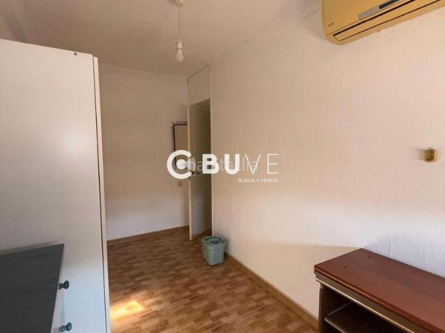 Piso en venta en Sevilla, La Oliva. SE VENDE PISO DE TRES HABITACIONES EN BARRIADA DE LA OLIVA SEVILLA. Pisos.