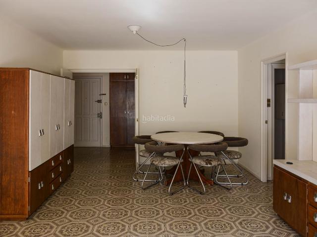 Piso en venta en Girona, Eixample Nord. Oportunitat al cor de la ciutat. Pisos.
