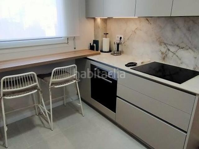 Piso en venta en Girona, Eixample Nord. Amplio piso de 5 dormitorios con terraza en el Eixample de Girona. Pisos.