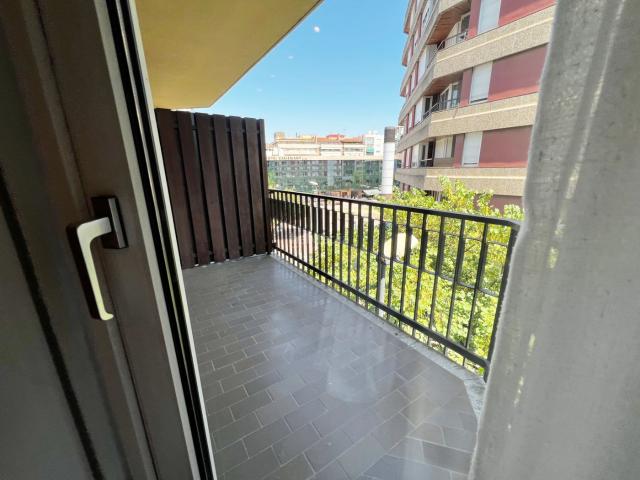 Piso en venta en Girona, Eixample Nord. Exclusiva propietat de 220 m² al centre de Girona. Pisos.
