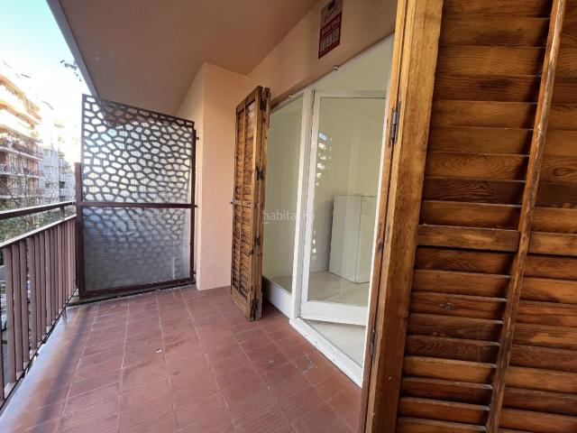 Piso en venta en Girona, Eixample Nord. Pis de 105m2 al costat del Masmitjà. Amb parking. Pisos.