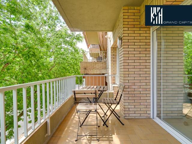 Piso en venta en Girona, Eixample Sud Migdia. PISO LLUIS PERICOT. Pisos.