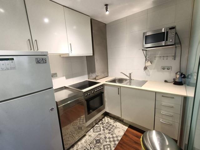 Piso en venta en Girona, Eixample Sud Migdia. Venta de piso en Castell de Perelada Girona Capital. Pisos.