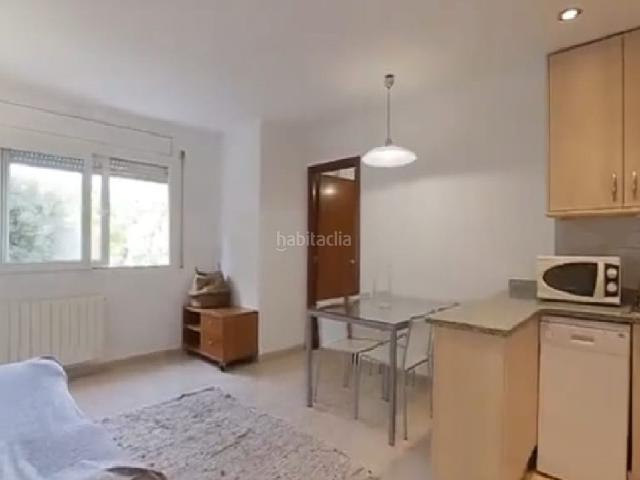 Piso en venta en Girona, Eixample Sud Migdia. BAJADA DE PRECIO. VENTA PRECIOSO PISO CON PARQUING y 2 HABITACIONES EN ZONA EIXAMPLE SUDLOS QUÍMICS. IDEAL TAMBIÉN PARA INVERSIÓN. Pisos.