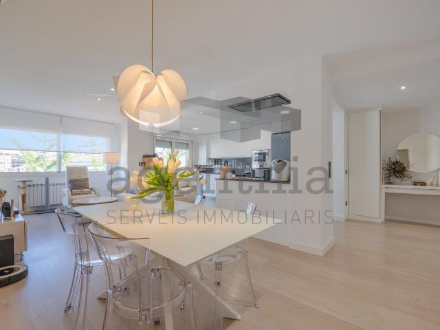 Piso en venta en Girona, La Devesa. Pisos.