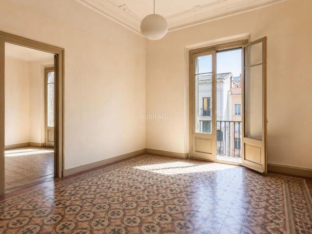 Piso en venta en Girona, Montjuïc. HABITATGES GIRONA. Pisos.