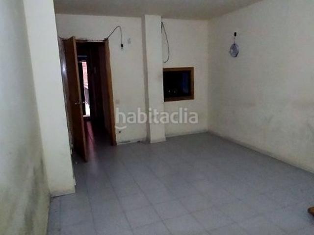Piso en venta en Girona, Montjuïc. PISO EN VENTA EN SALT. Pisos.