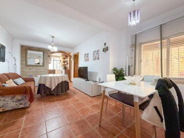 Piso en Venta en Granada